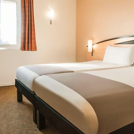 Ibis Rotherham East - Exterior photo
